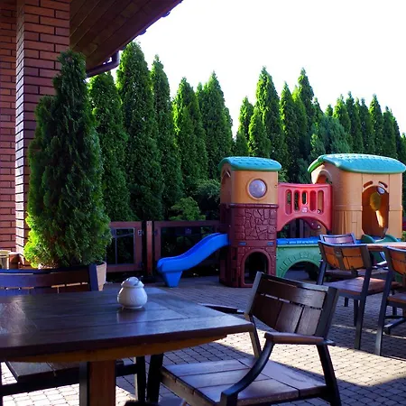 Dworek Emilli 3* Величка