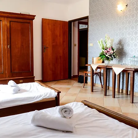 Отель Dworek Emilli 3*