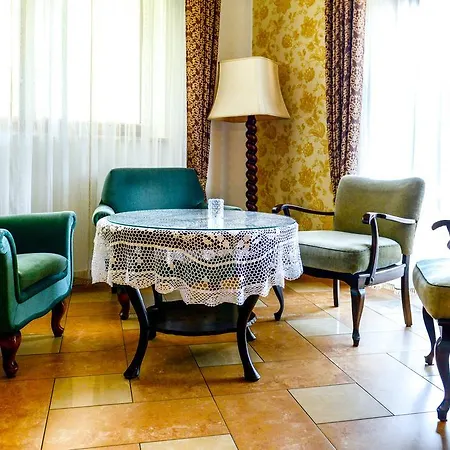 Dworek Emilli 3* Величка