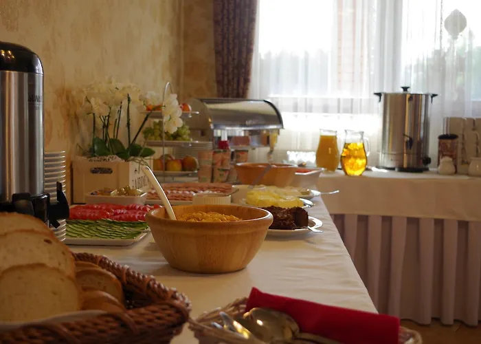 Szálloda Dworek Emilli 3*