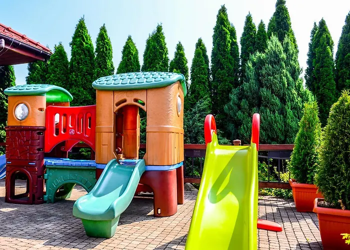 Szálloda Dworek Emilli 3*